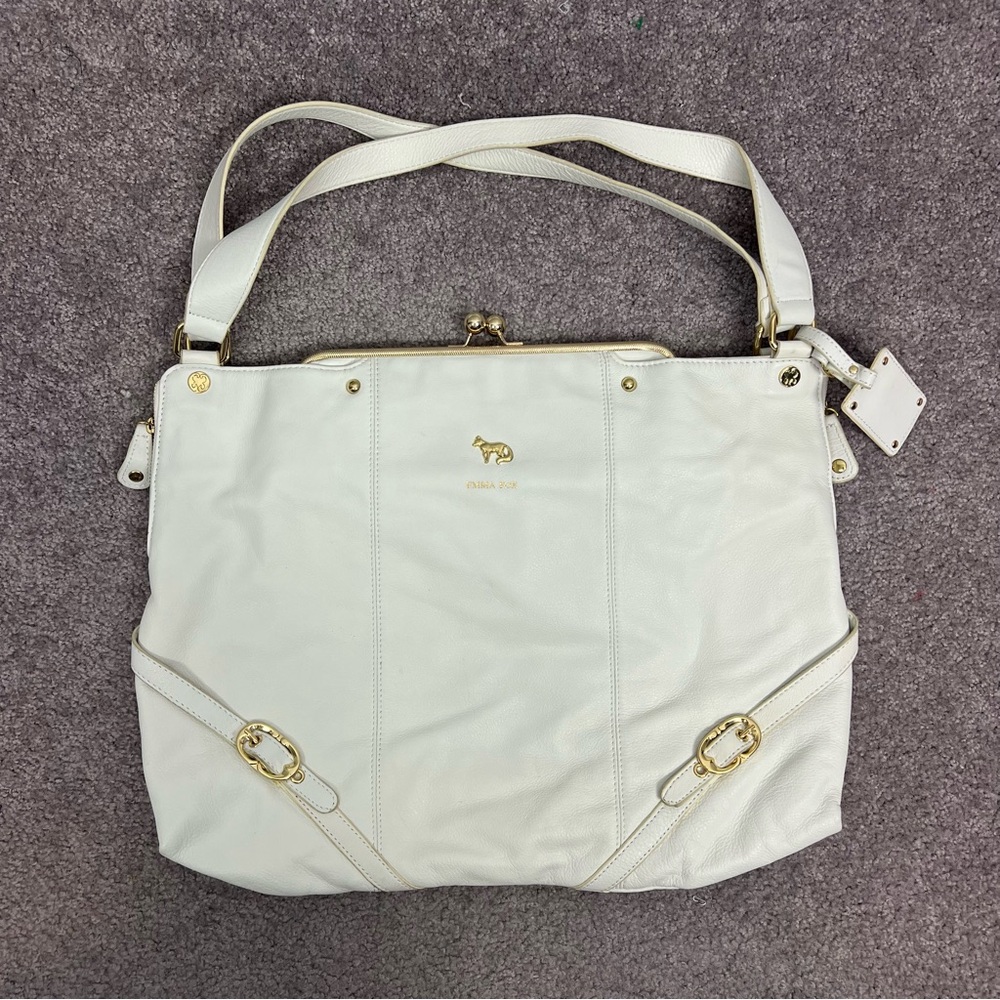 Emma Fox White Pebbled Leather Kisslock Shoulder Bag Gold Hardware Large Tote